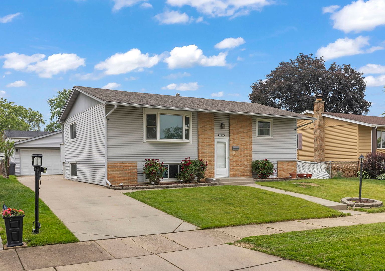 15424 David Ln, Oak Forest, IL 60452 | Zillow