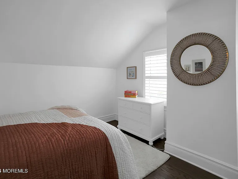 208 Neptune Pl — Photo 38
