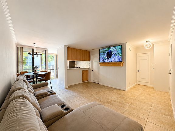 5th image of 6930 Hyde Park Dr Unit 108