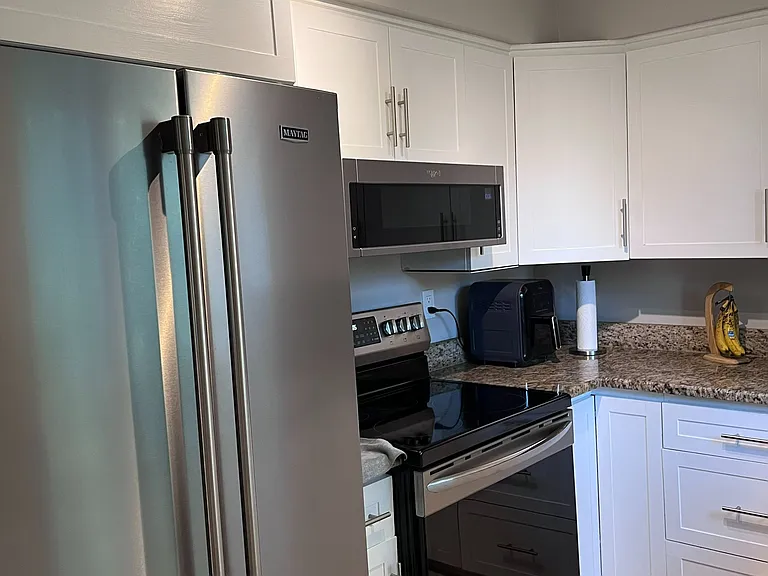 823 Robson Pl — Photo 7