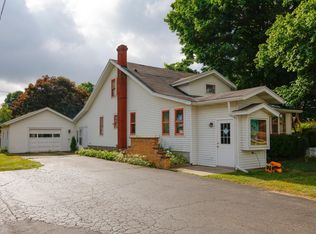 57501 N Main St, Three Rivers, MI 49093