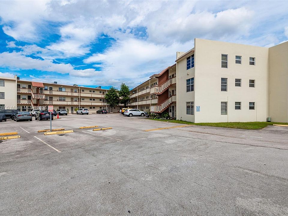 1st image of 1481 NE Miami Gardens Dr APT 267