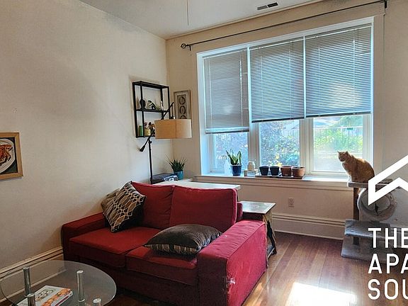 4th image of 1817 N Marshfield Ave #G