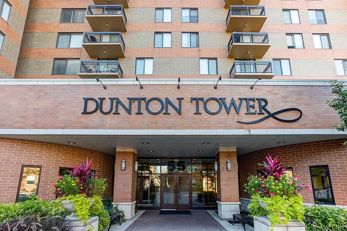 Dunton Tower Apartments — Photo 1