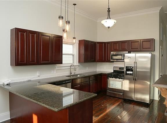 4th image of 2713 Peniston St