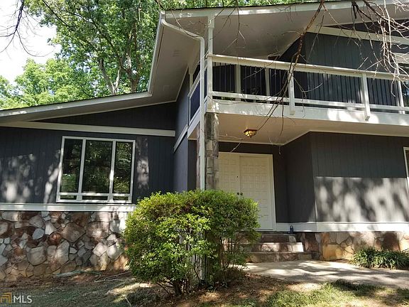 3rd image of 2132 Perrin Dr