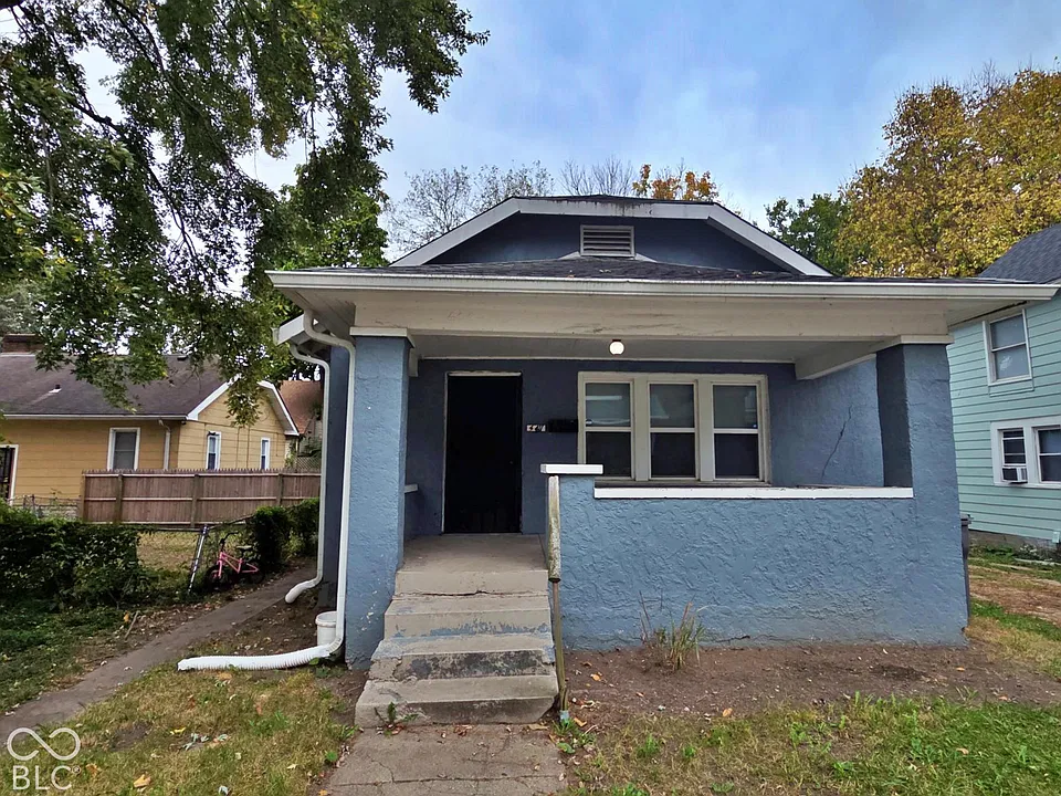 411 W 39th St