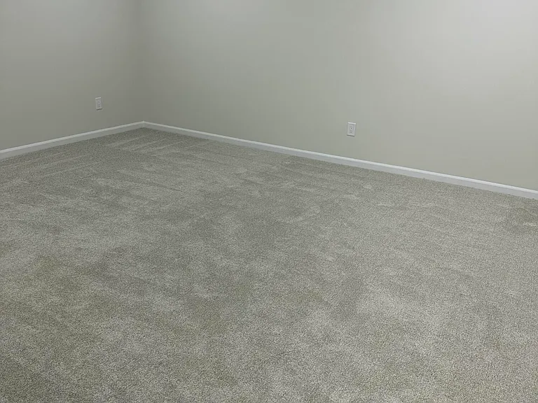 719 W Spaniel Dr — Photo 14