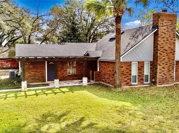 20 Hambleton Rd, Victoria, TX 77905