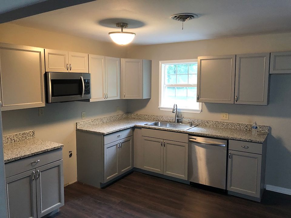1st image of 2311 Kelly Lynn Ln