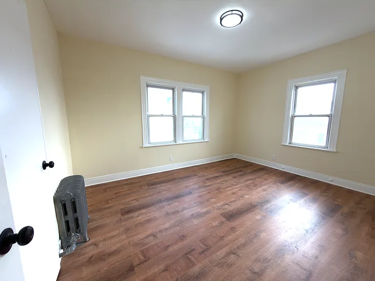 302 W Hudson St #1 — Photo 16