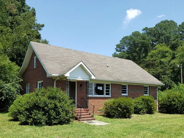 261 Ocran Rd, White Stone, VA 22578