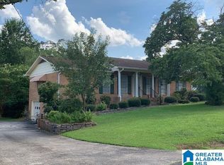 105 Meadow Ln, Oneonta, AL 35121