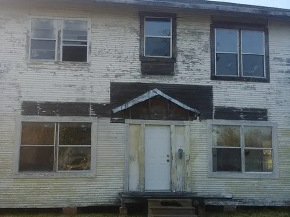 3101 8th St, Port Arthur, TX 77642