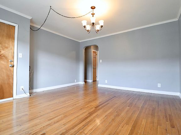 5th image of 14817 Booth Memorial Ave #1ANDB