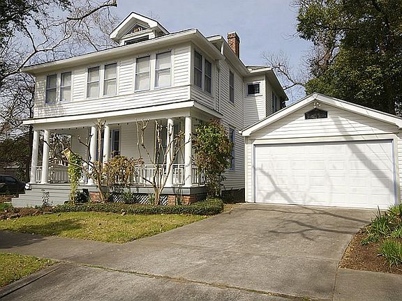 2nd image of 429 Woodland St