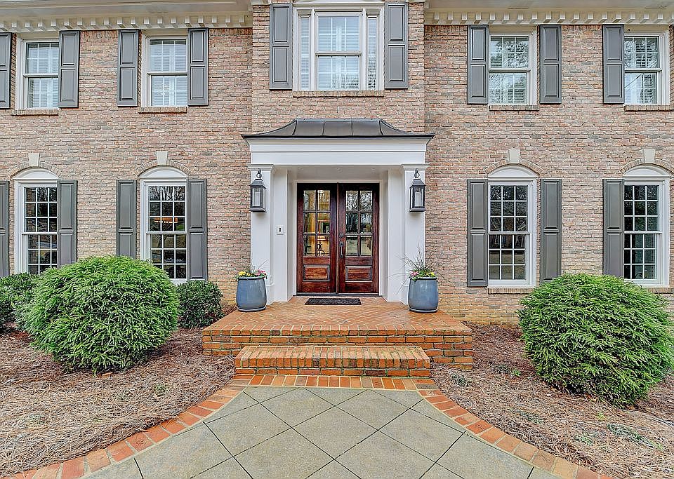 2nd image of 5544 Durrett Dr