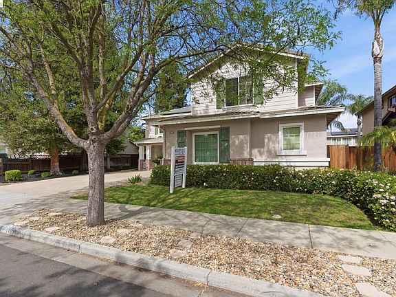 5th image of 1453 Empress Ln