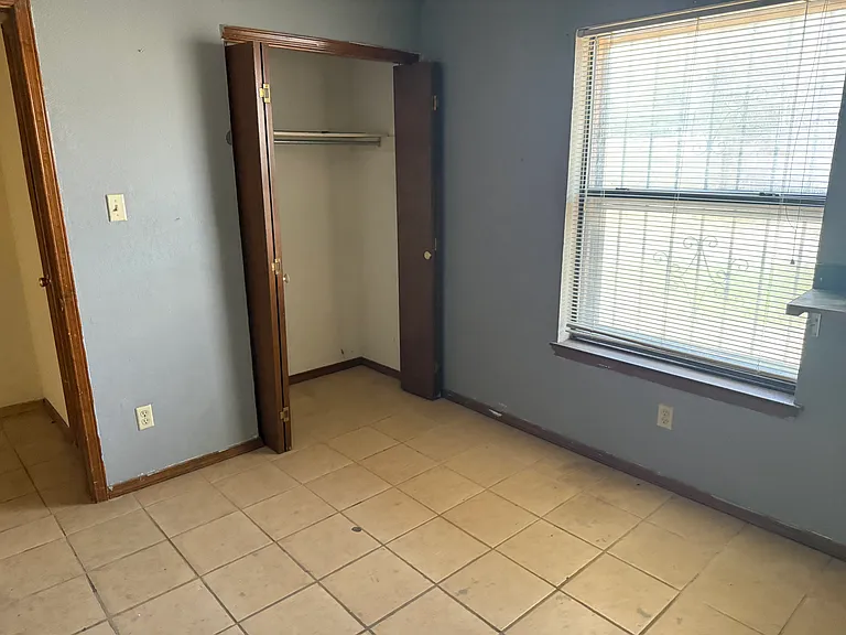 8615 Chinchilla Ln — Photo 13