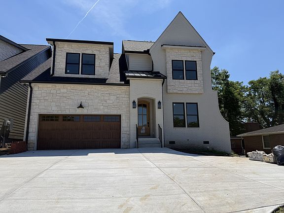 2nd image of 2812 Harriette Ct