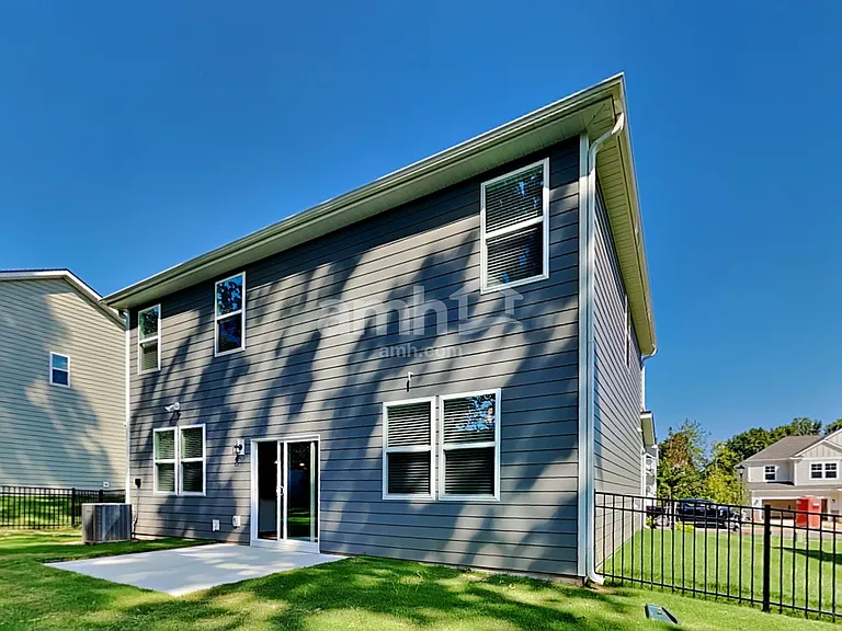556 Rivermist Dr — Photo 21