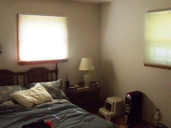 4th image of 1104 American Ave
