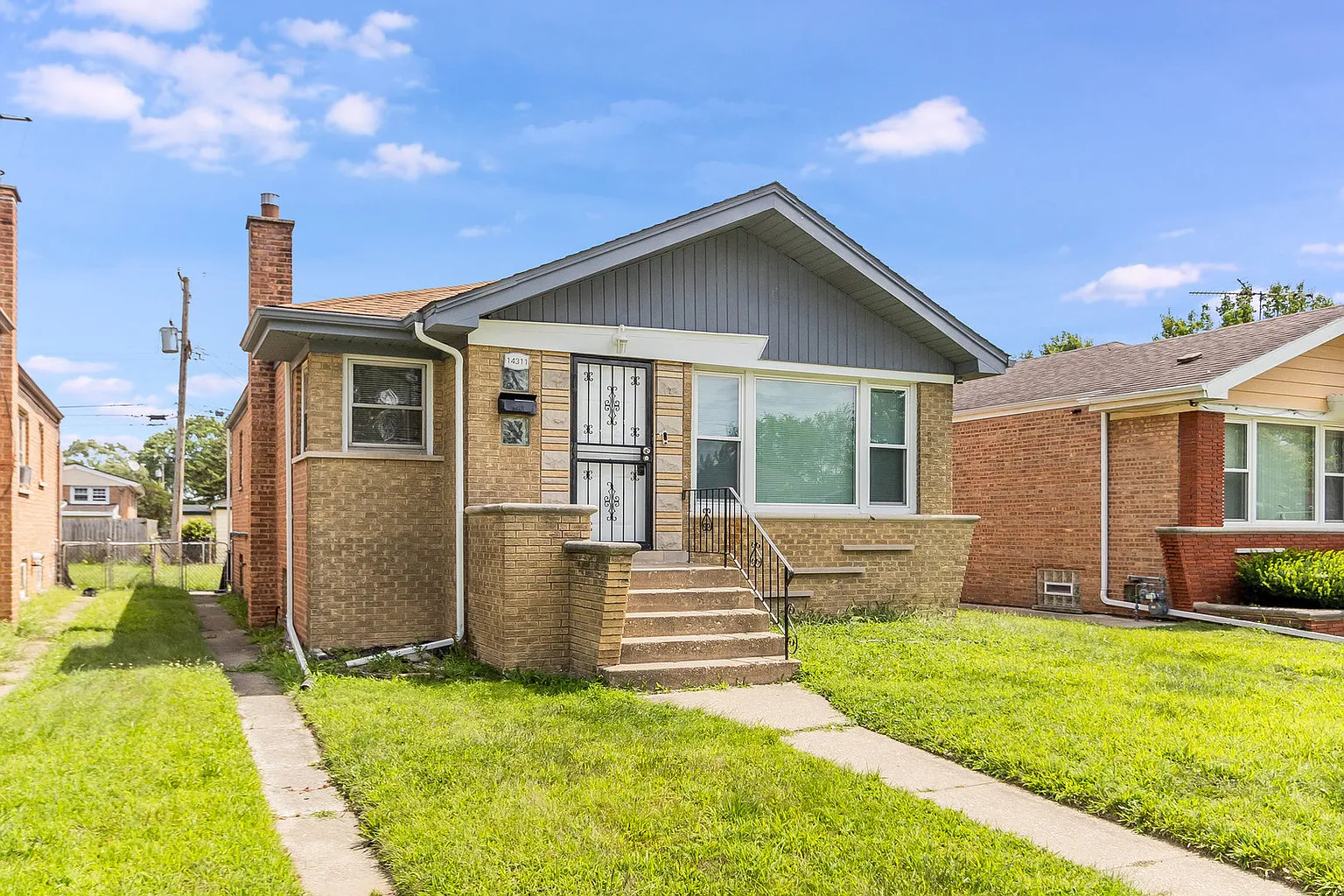 14311 Kimbark Ave photo 1