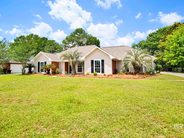 9825 Fairway Dr, Foley, AL 36535