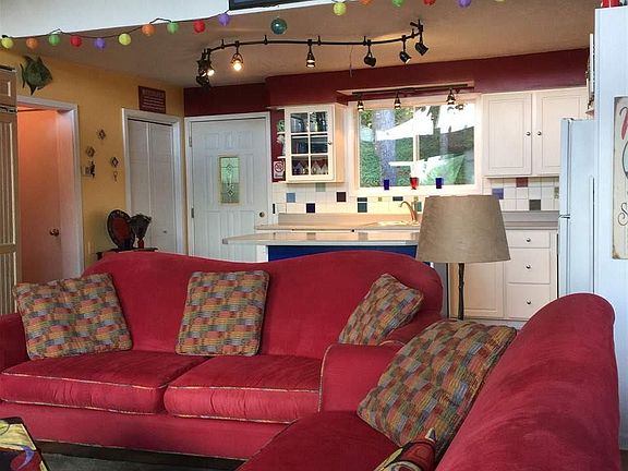 4th image of 11430 Orchard Dr