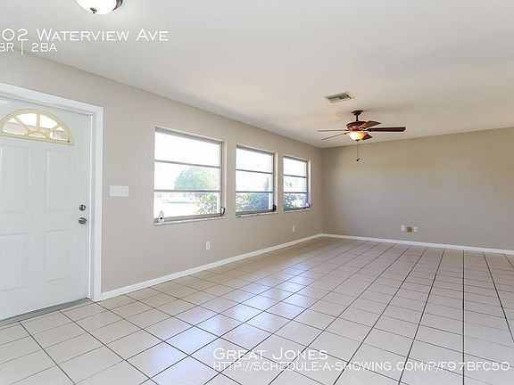 3rd image of 102 Waterview Ave
