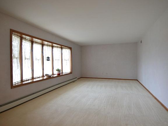 2nd image of 13328 Redcoat Dr E