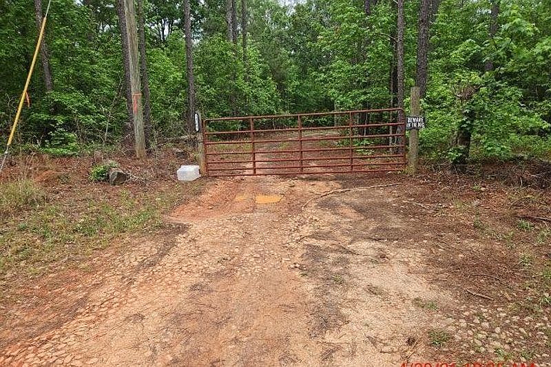 1st image of 2769 Edwards Rd