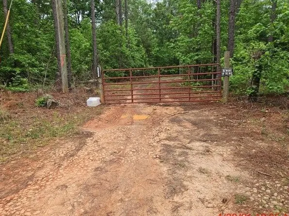 2769 Edwards Rd, White Plains, GA 30678