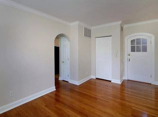 7554 Parkdale Ave APT 2E, Saint Louis, MO 63105