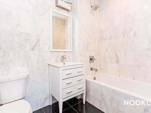 2nd image of 1008 Fulton St #3B