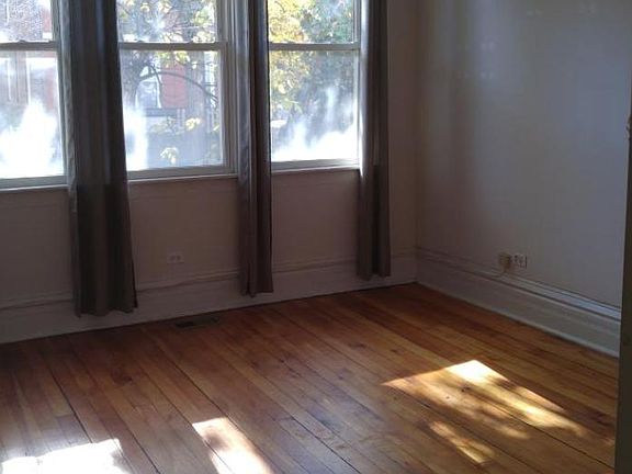 4th image of 1434 W Superior St #1F