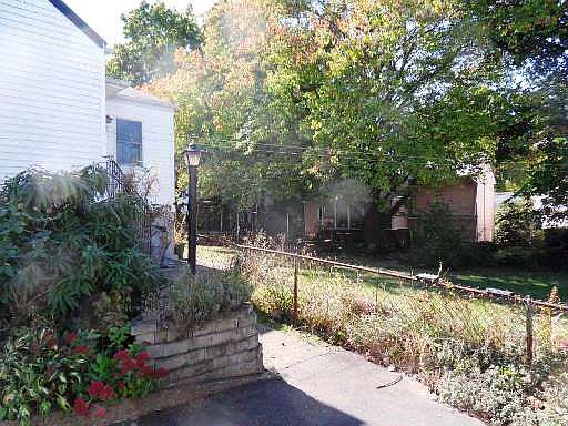 3rd image of 77 Westminster Ave