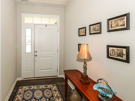 3rd image of 8711 N Brookside Blvd