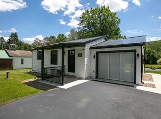 16 Chestnut St, Gaines, PA 16921