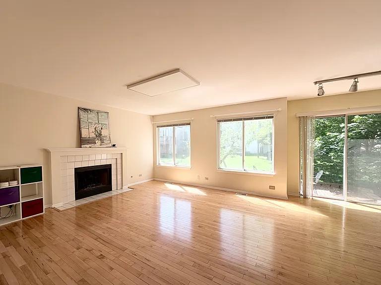 1936 Cobblebrook Ln — Photo 16