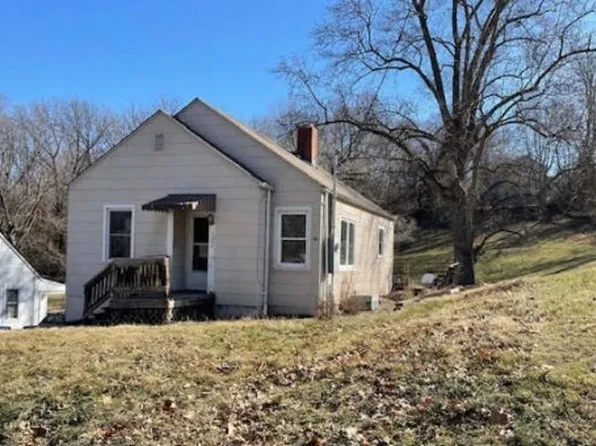1004 Miller St, New Haven, MO 63068