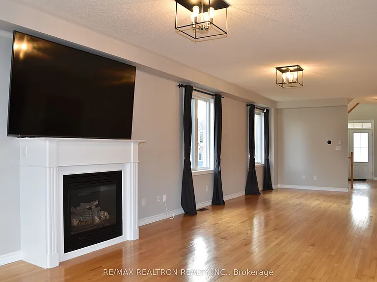 15 Burning Springs Pl — Photo 14