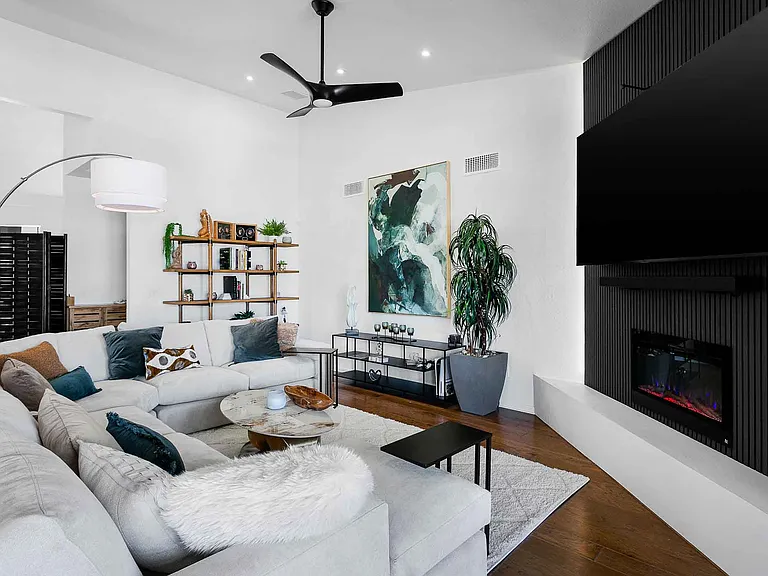 1202 W Aster Dr — Photo 21