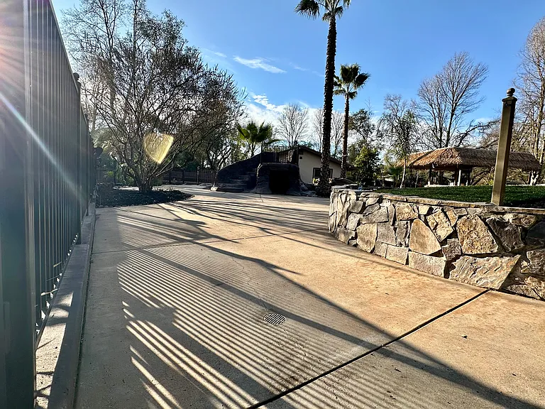 7027 Pine Gate Way #B — Photo 25