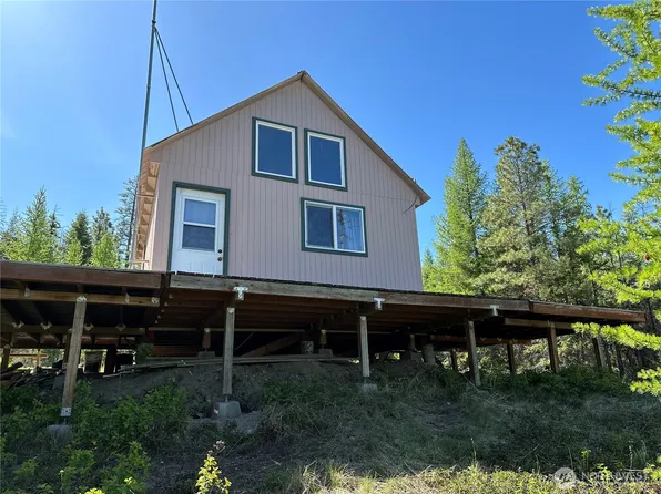 415 Bannon Creek Road, Tonasket, WA 98855