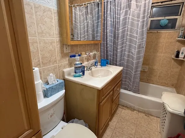 2093 East 22nd Street image 4 of 6