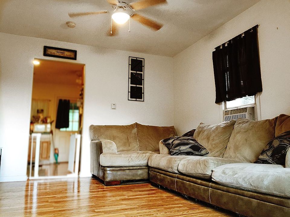 1st image of 129 Bourbon St