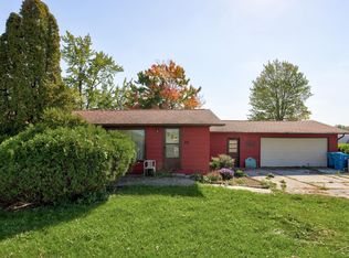 2810 E Gordonville Rd, Midland, MI 48640