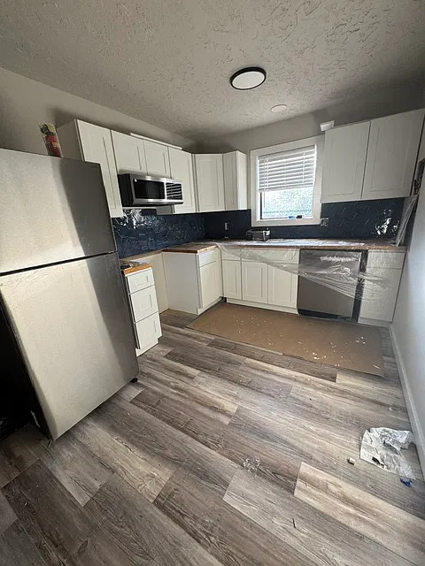 711 W Washington Ave #6