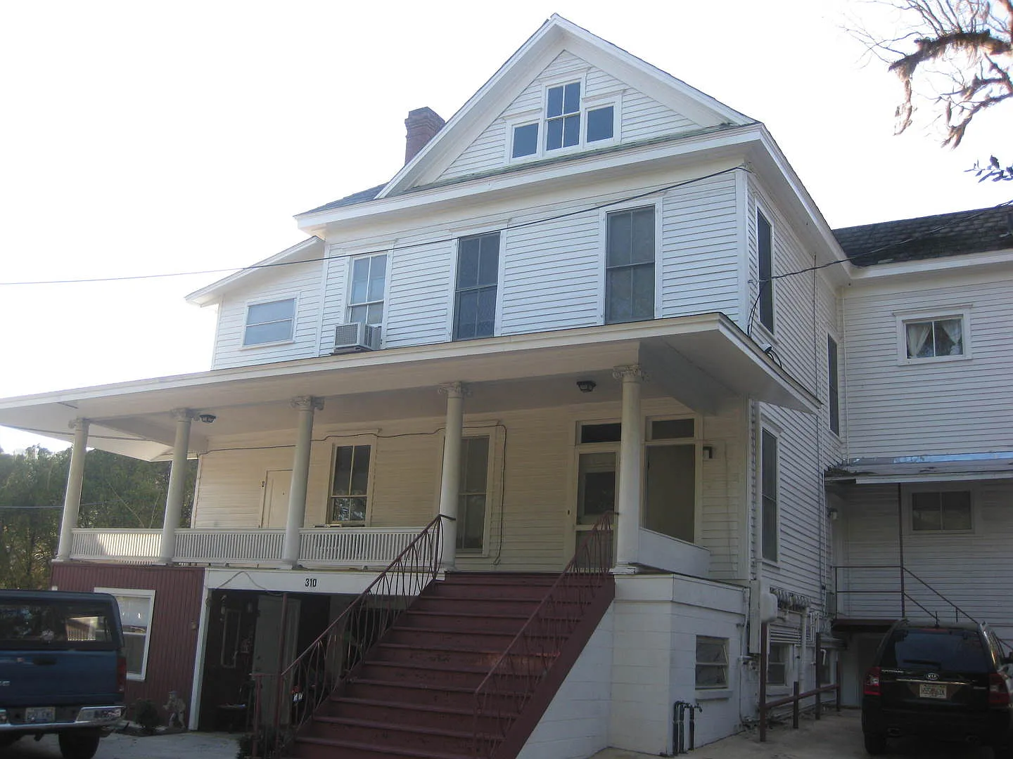 Midtown Apartment- in Historic House — Photo 1